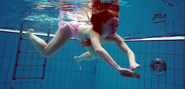  Hottest underwater tight babe Simonna